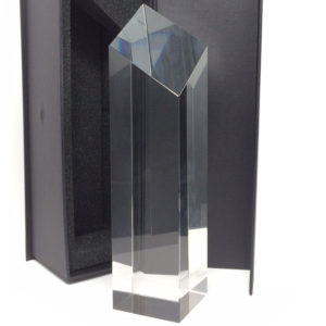 Trophées à personnaliser ayant pour forme un parallélépipède