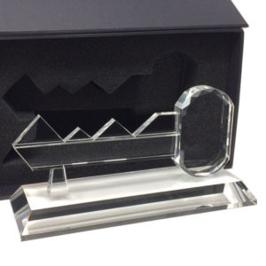 trophée en verre forme de clé