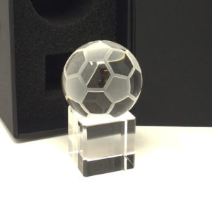 coupe verre foot, Coupe en forme de ballon de foot avec gravure