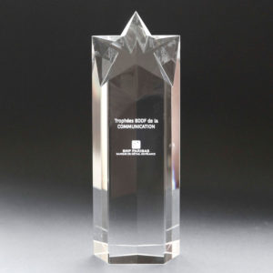 Grand trophée étoile en plusieurs dimensions